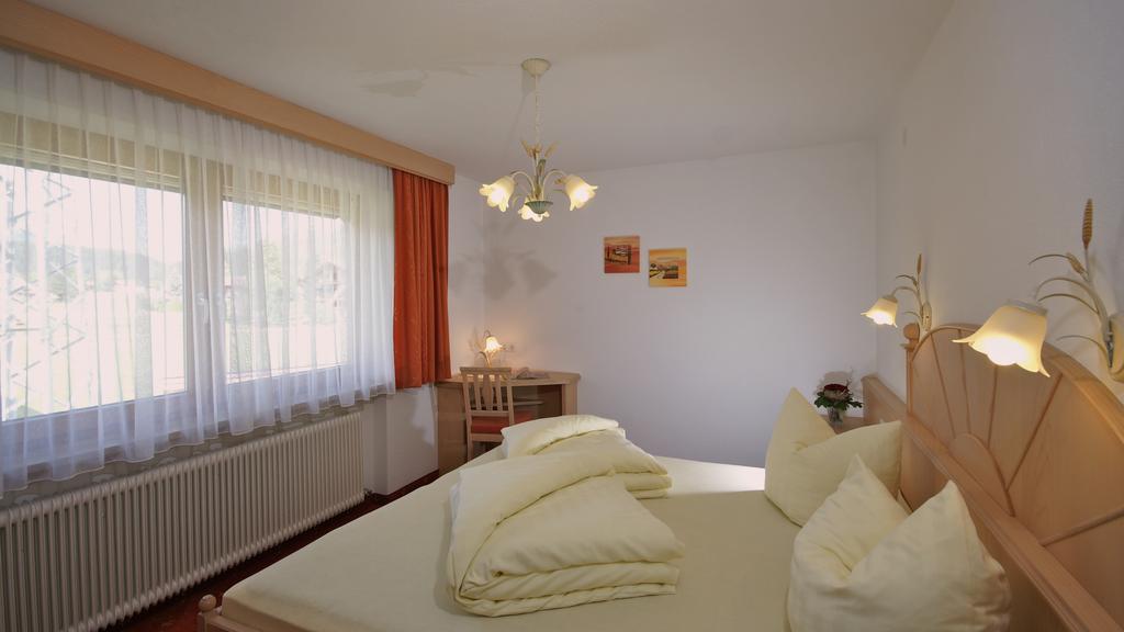Komfort-Apartments Zufriedenheit Leutasch Habitación foto